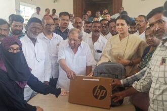 Laptop distribution