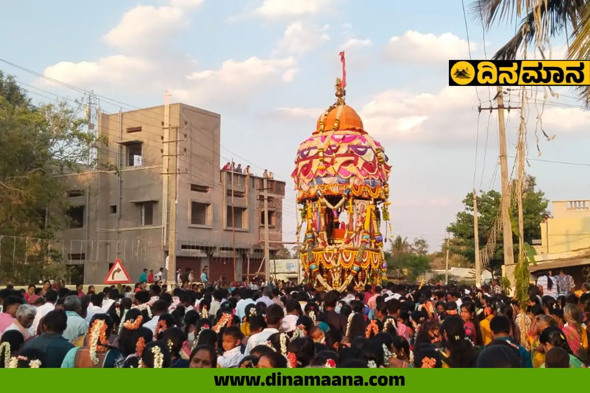 ಅದ್ದೂರಿಯಾಗಿ ಜರುಗಿದ ಗುರುಸಿದ್ದೇಶ್ವರ ಸ್ವಾಮಿಯ ದೊಡ್ಡ ರಥೋತ್ಸವ